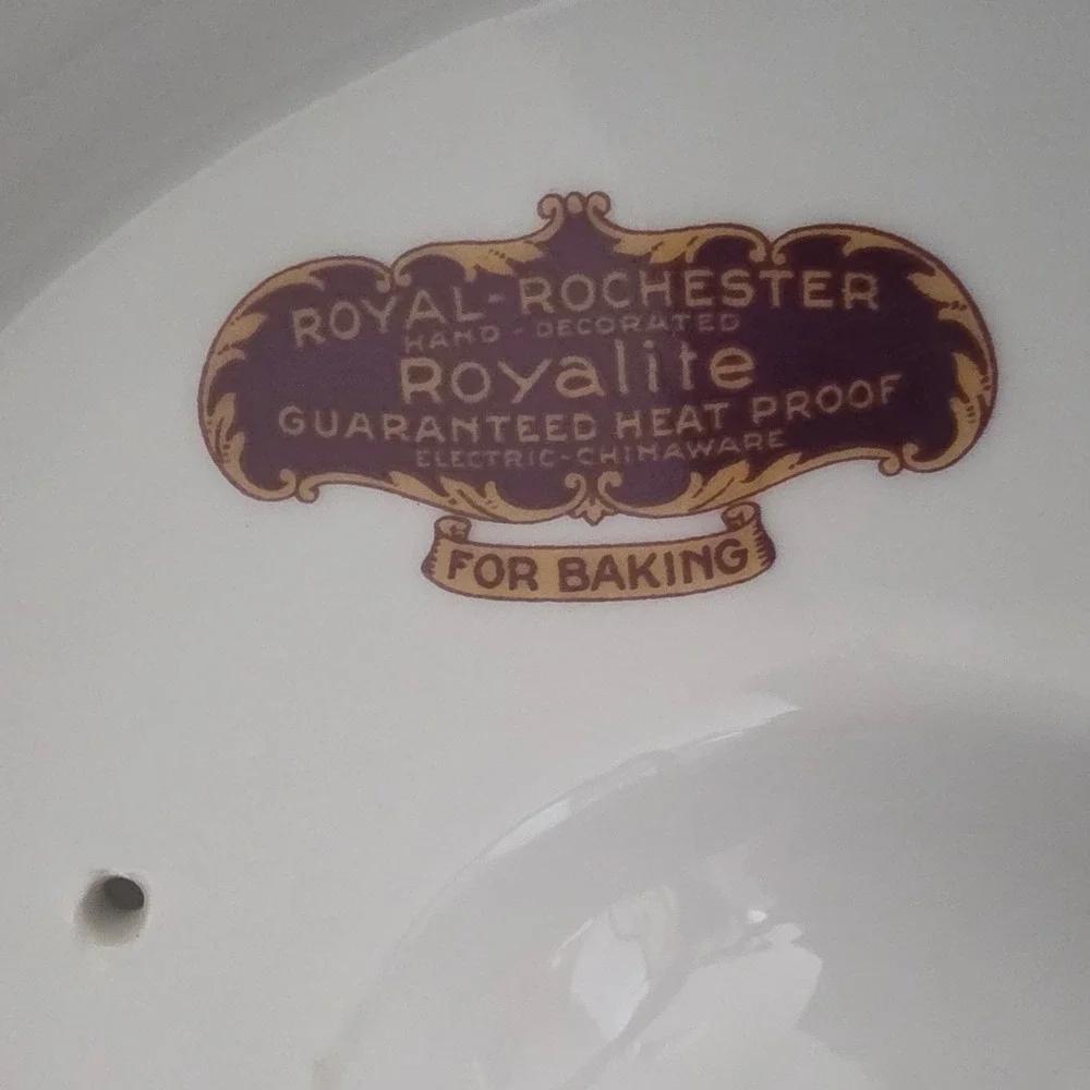 Royal Rochester Royalite Fraunfelter Casserole w Art Deco Chrome Carrier Stand